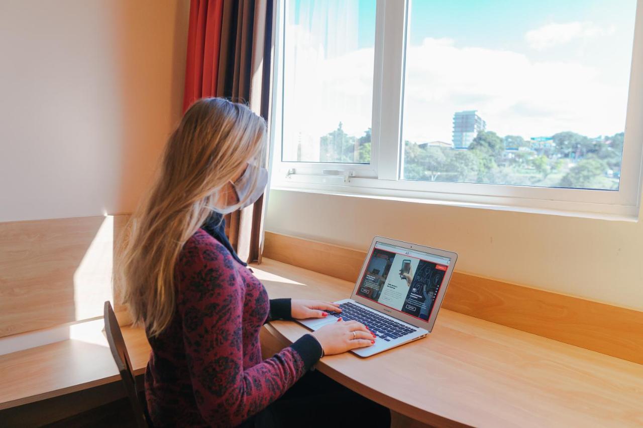 Hotel Ibis Novo Hamburgo Esterno foto