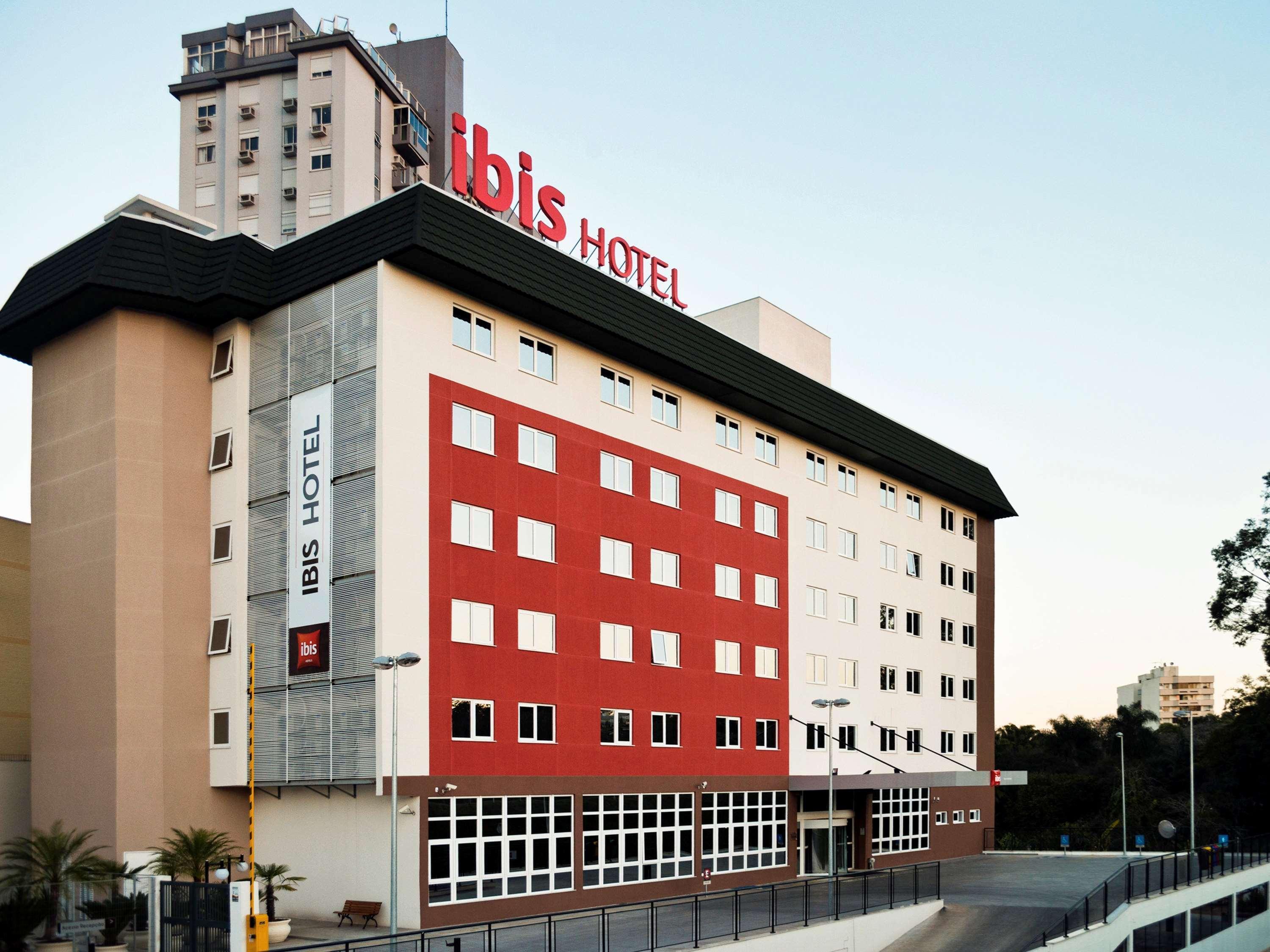 Hotel Ibis Novo Hamburgo Esterno foto