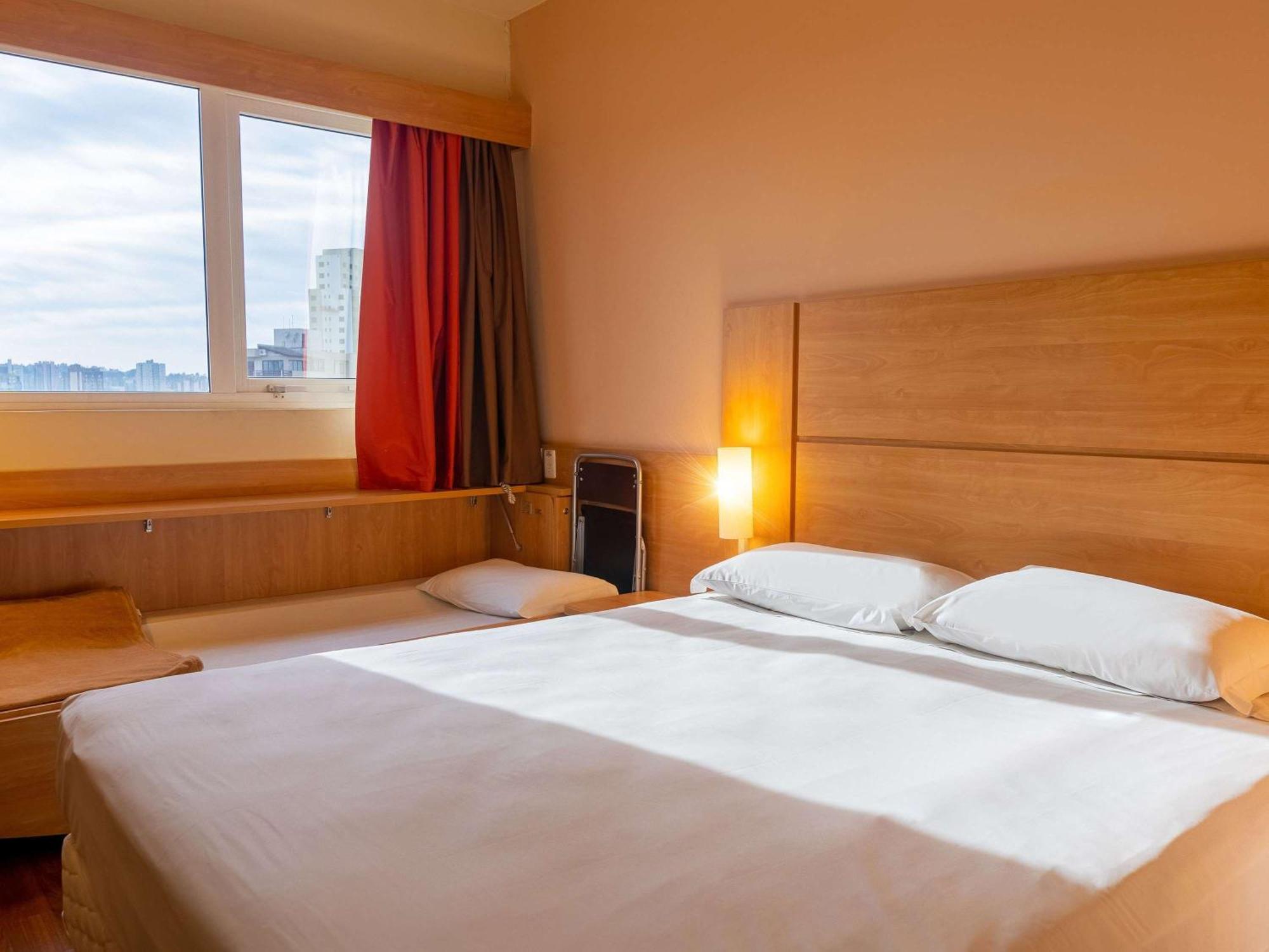 Hotel Ibis Novo Hamburgo Esterno foto